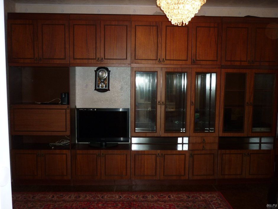 Стенка в гостиную 90-х годов