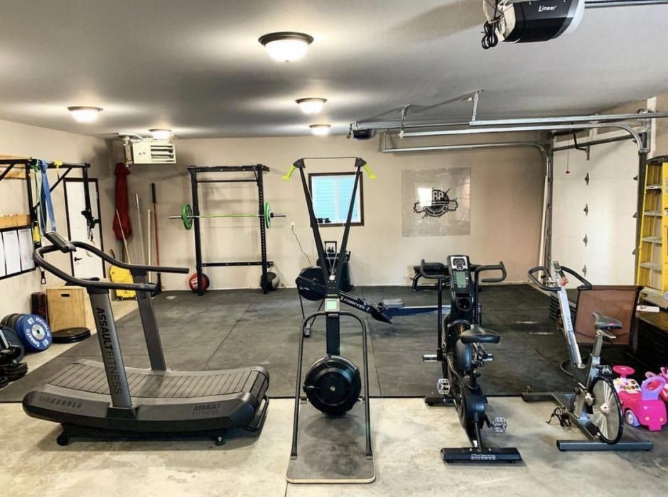 Тренажерный зал Garage Gym