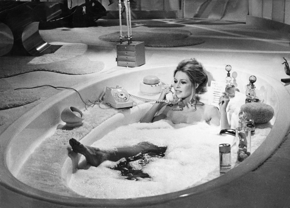 Monaco сантехника бордовый