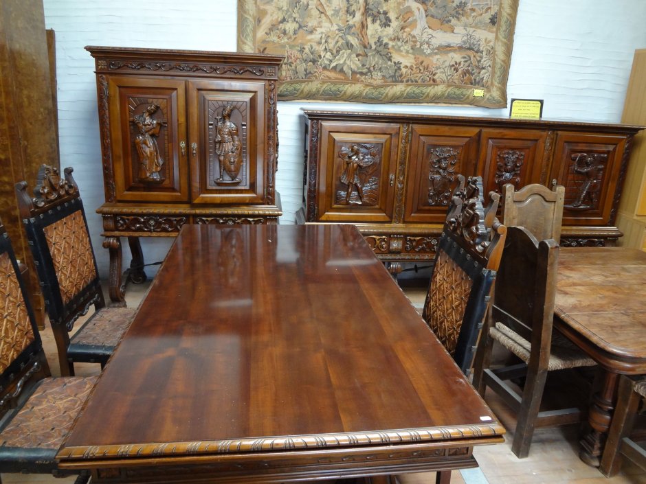 Советский шифоньер