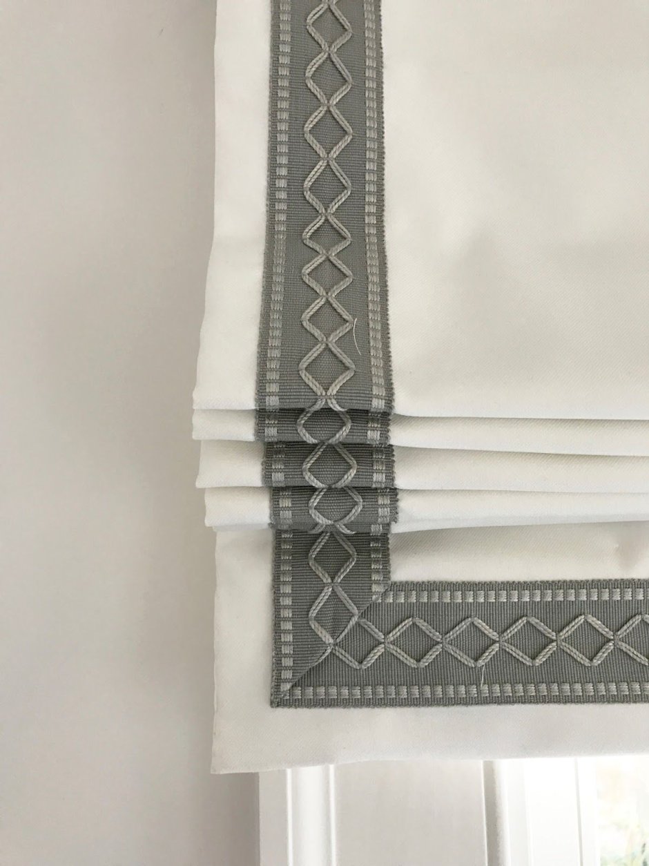 Римская штора с тесьмой