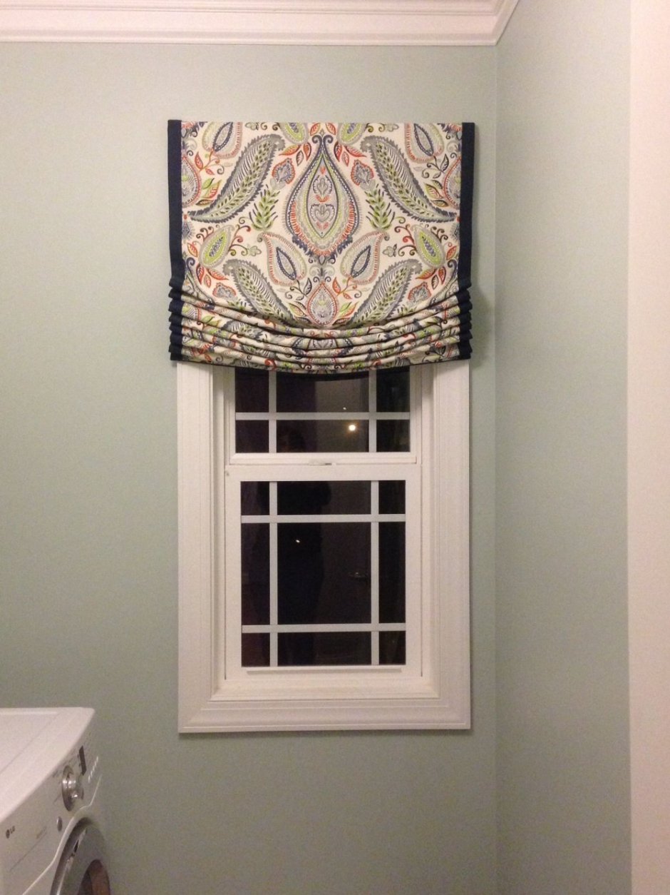 Римская штора на узкое окно