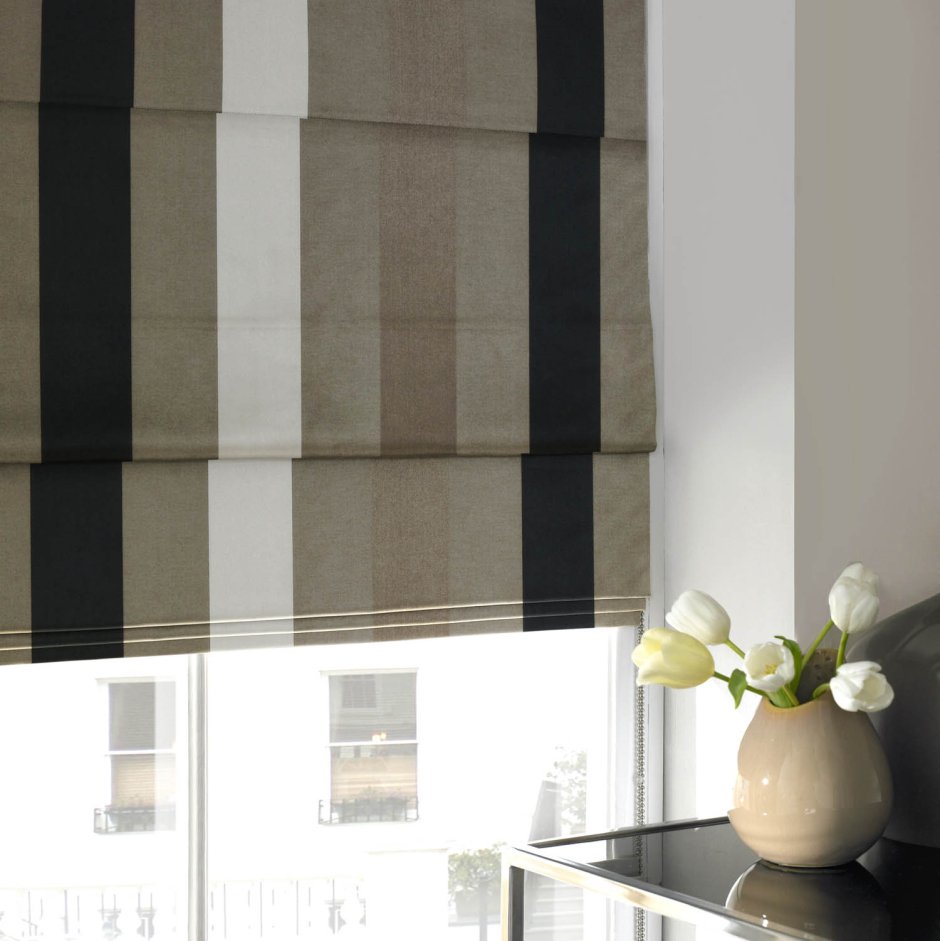 Римская штора черно белая