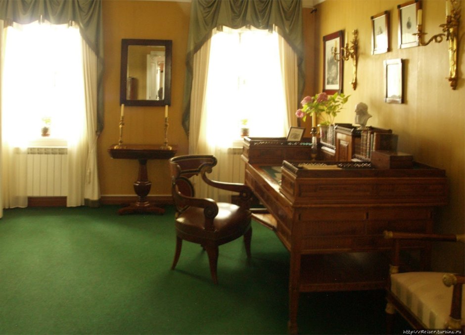 Кабинет Михаила Юрьевича Лермонтова в Тарханах