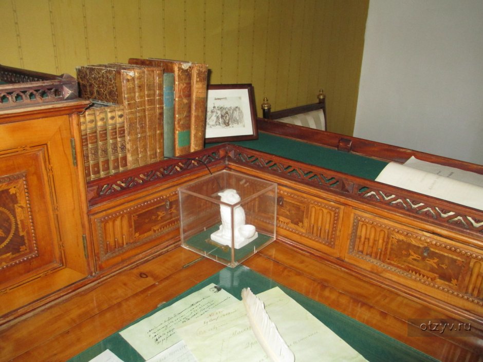 Кабинет м ю Лермонтова в Тарханах