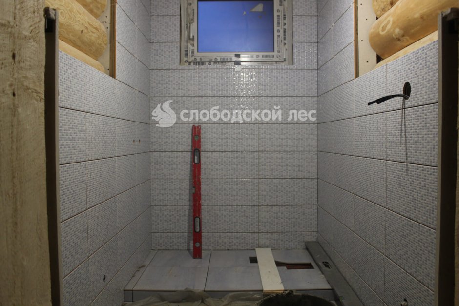 Плитка на стены в деревянном доме