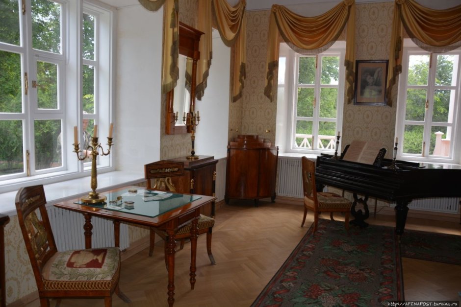 Усадьба 19 века Тарханы