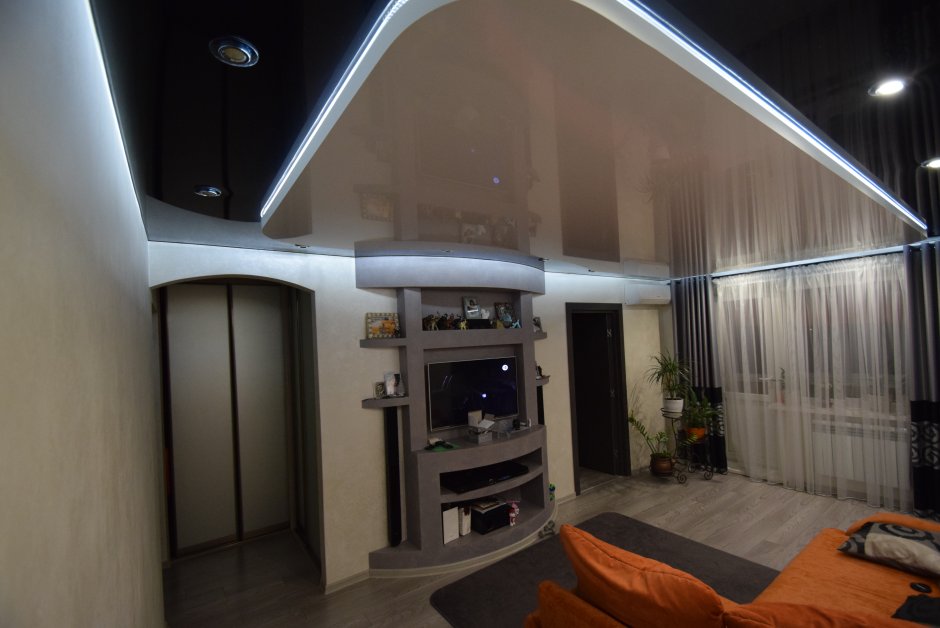 Подсветка стены