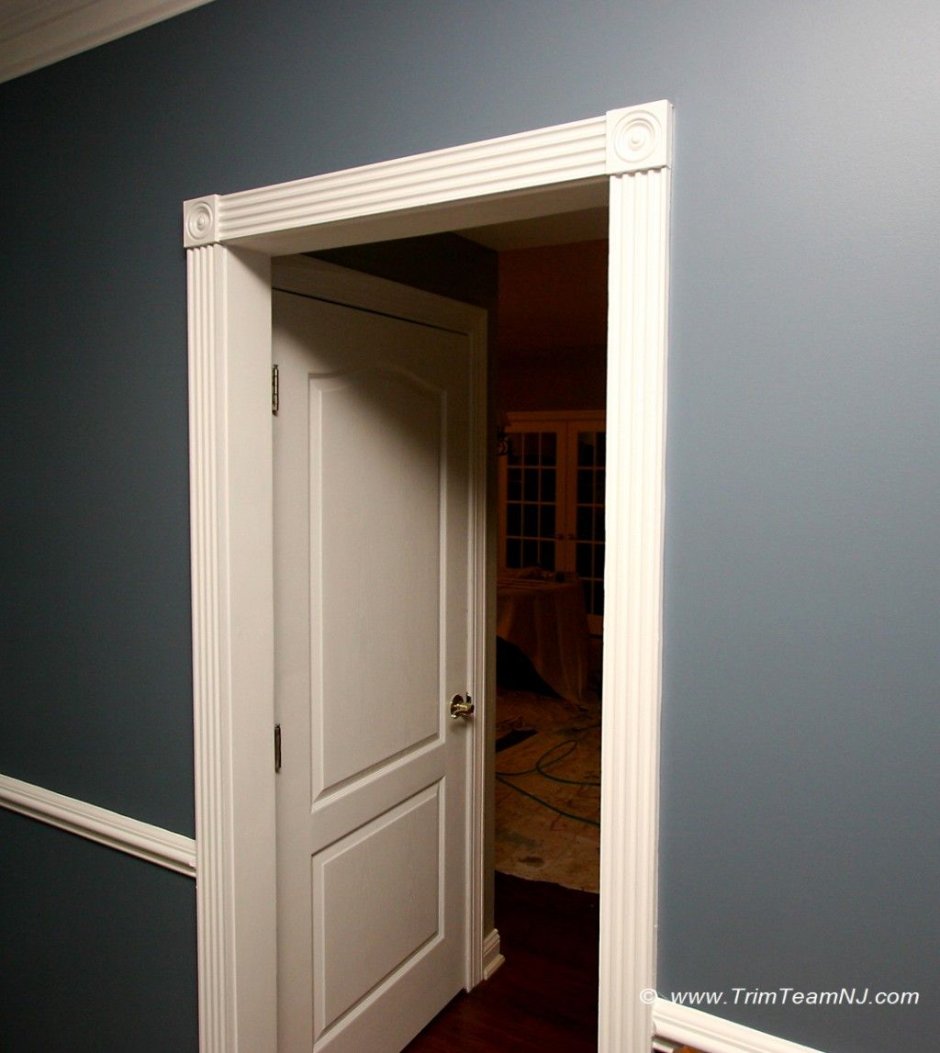 Двери с узкими наличниками