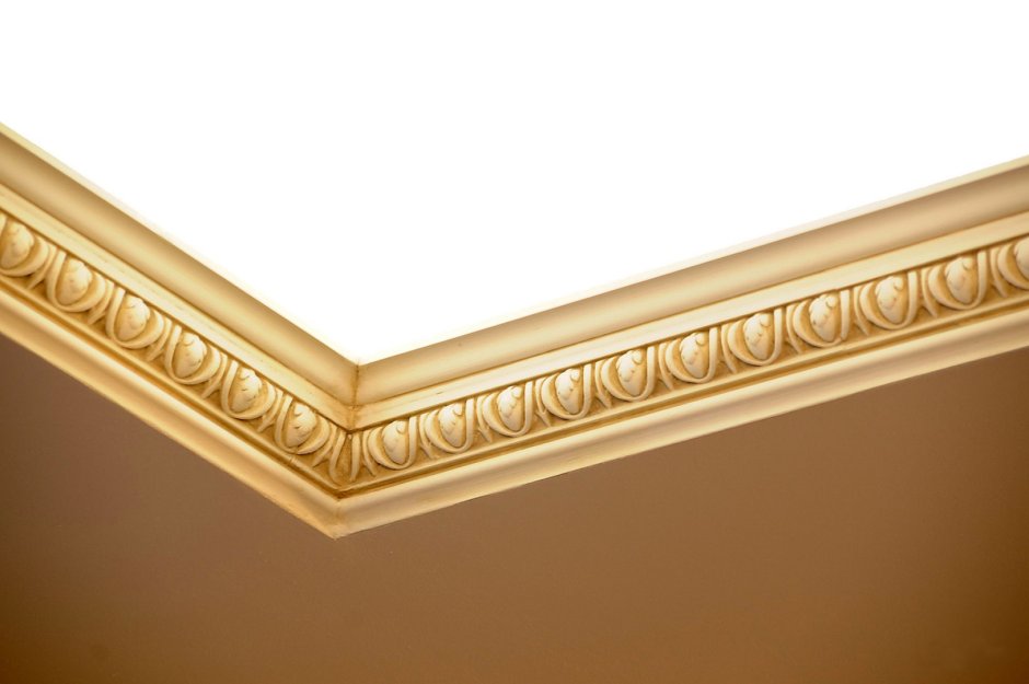 I1 Деколайн потолочный плинтус