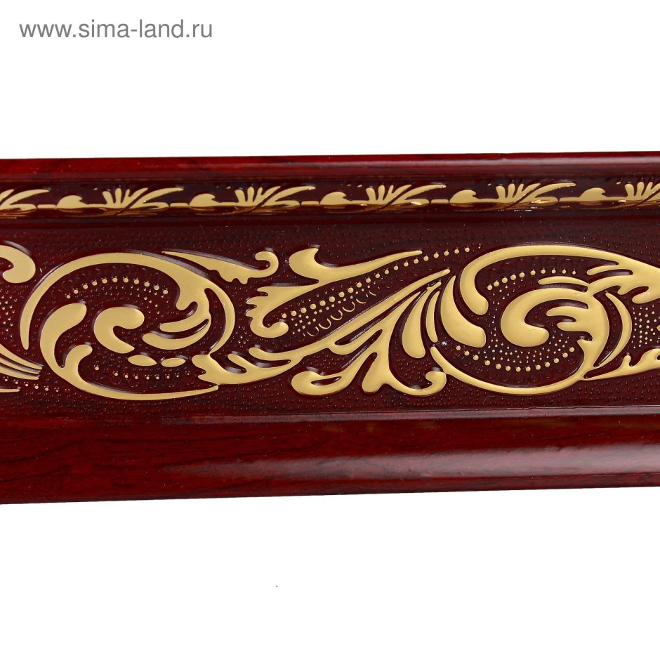 Плинтус светлый