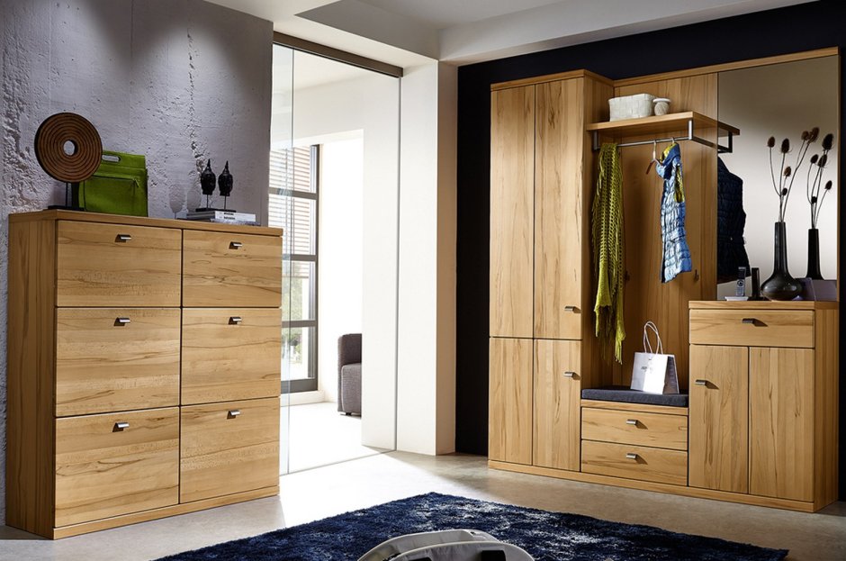 Вместительная прихожая