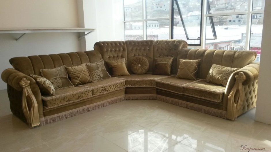 Спальня Каролина с4 дверным шкафом