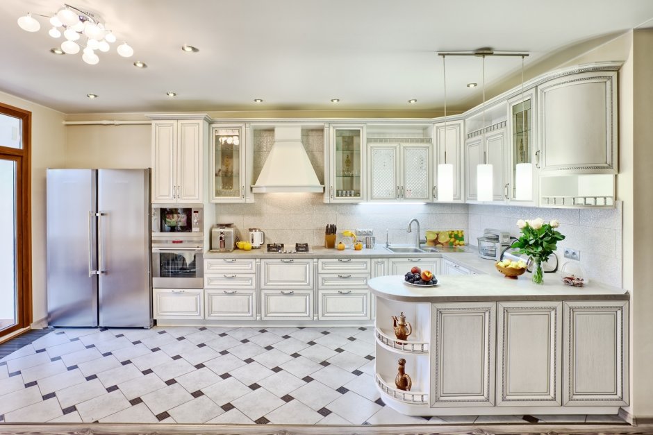 Кухня в персиковых тонах