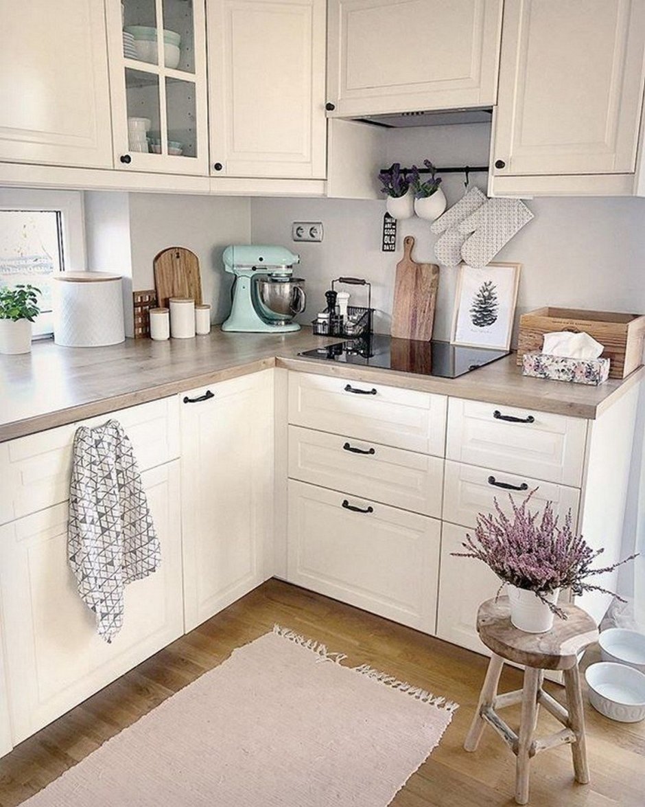 Холодильник в интерьере