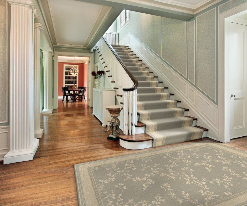 Лестничный Холл буазери