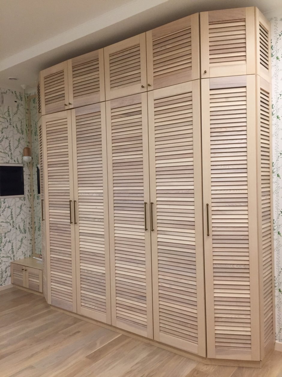 Гардероб ПАКС С жалюзийными дверцами
