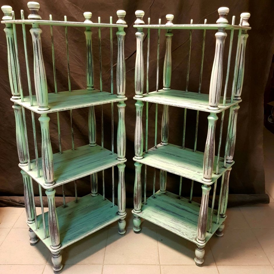 Этажерка из дерева под старину