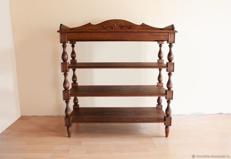 Этажерка из массива дерева