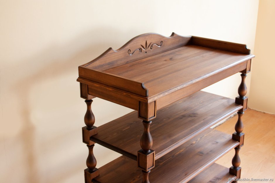 Полка в русском стиле