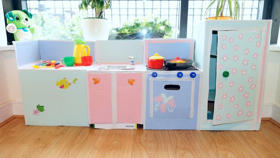 Кухня из картона для ребенка
