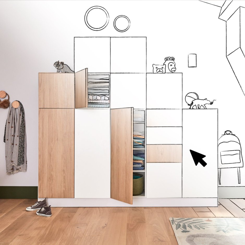 Неглубокий шкаф для одежды в спальню