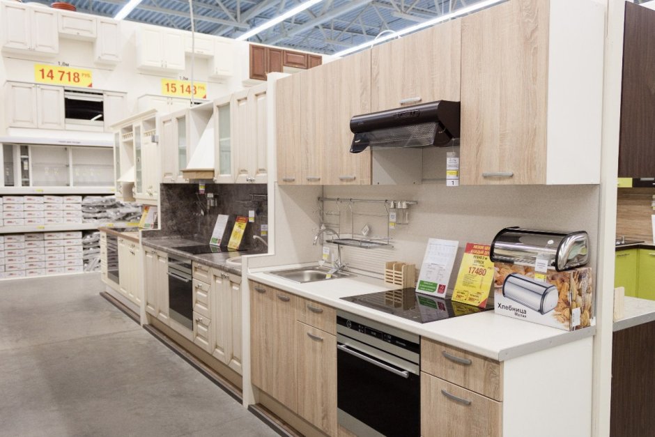 Кухня Петергоф Леруа