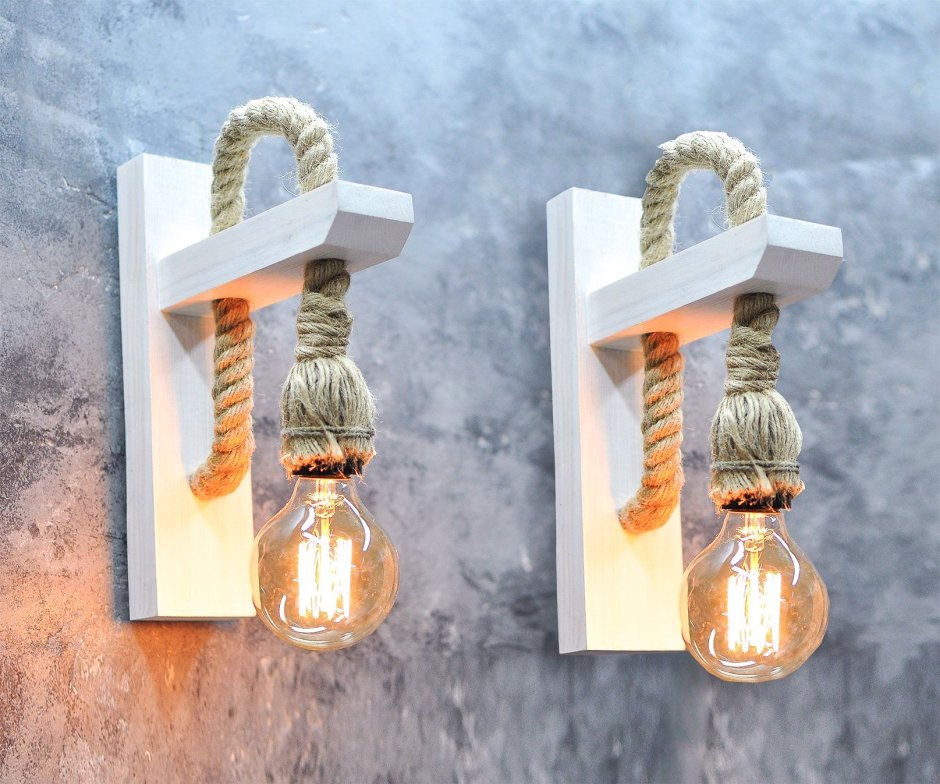 Люстра из деревянных реек