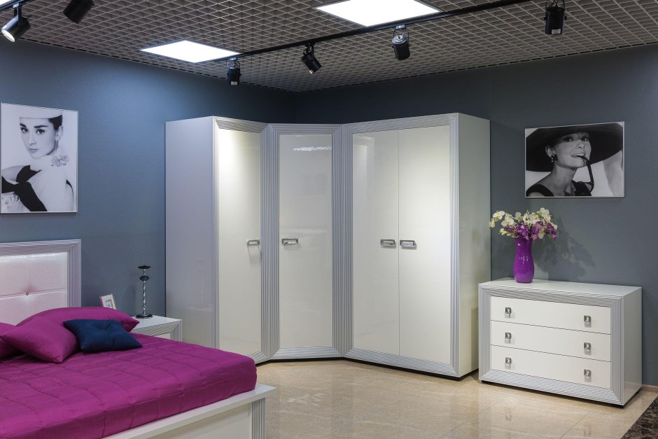 Даймонд Наоми спальня