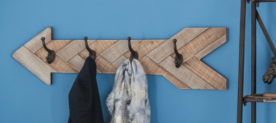 Вешалка настенная