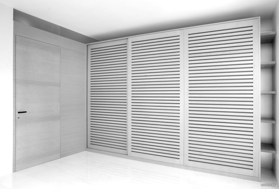 Жалюзийные двери купе