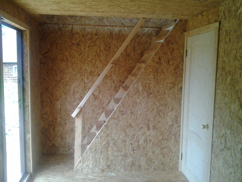 Дачный дом обшитый ОСП внутри