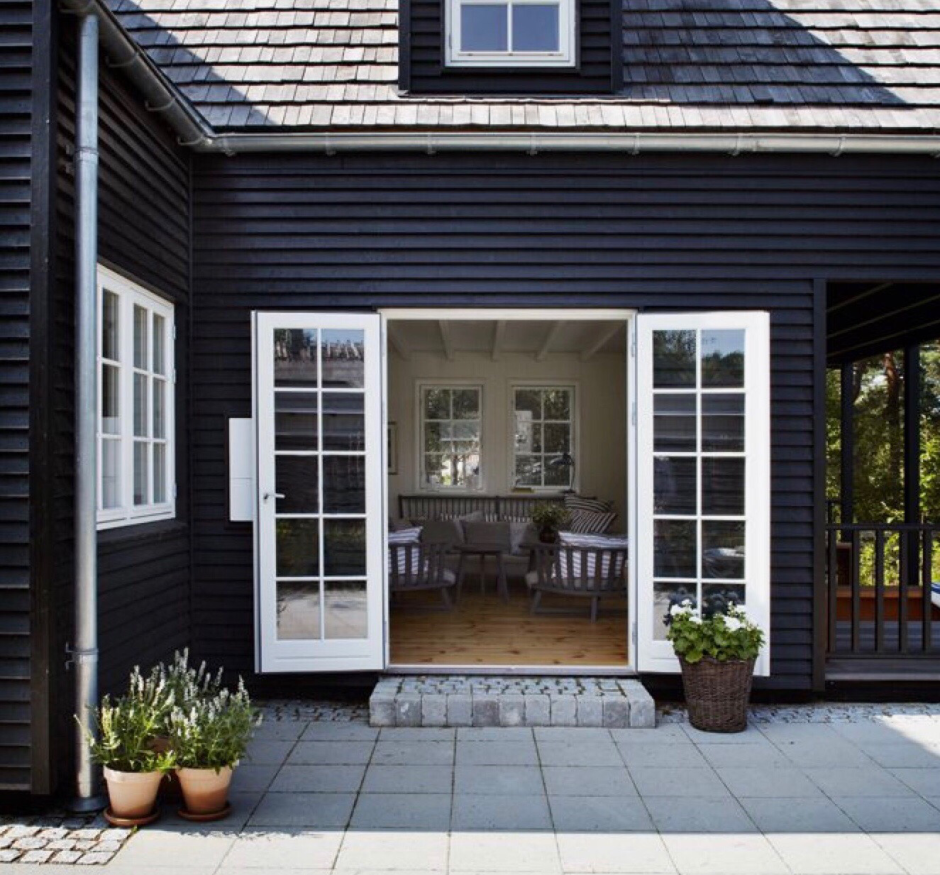 Недвижимость в серых тонах