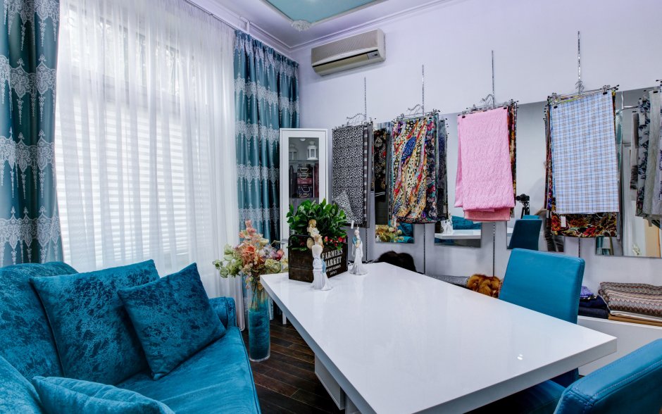 Интерьер магазина штор