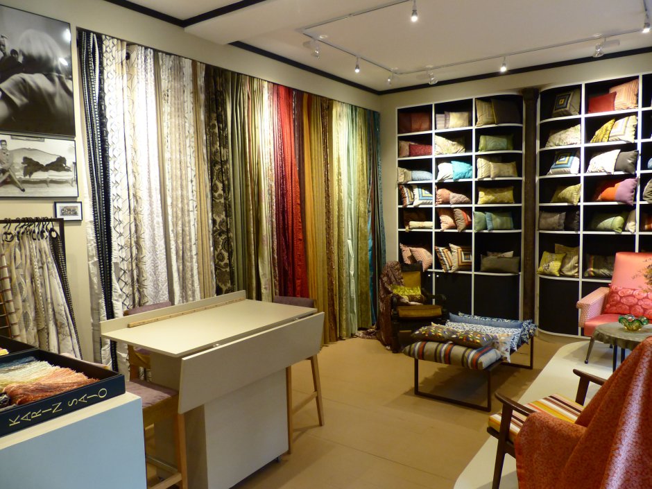 Примерочная в свадебном салоне