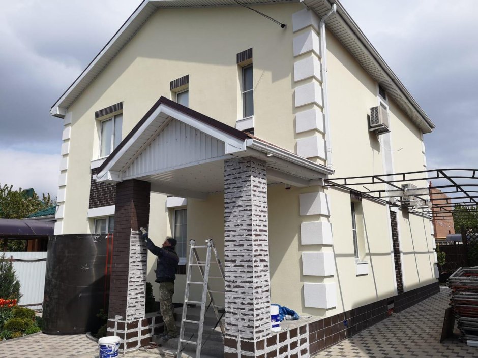 Мокрый фасад дома