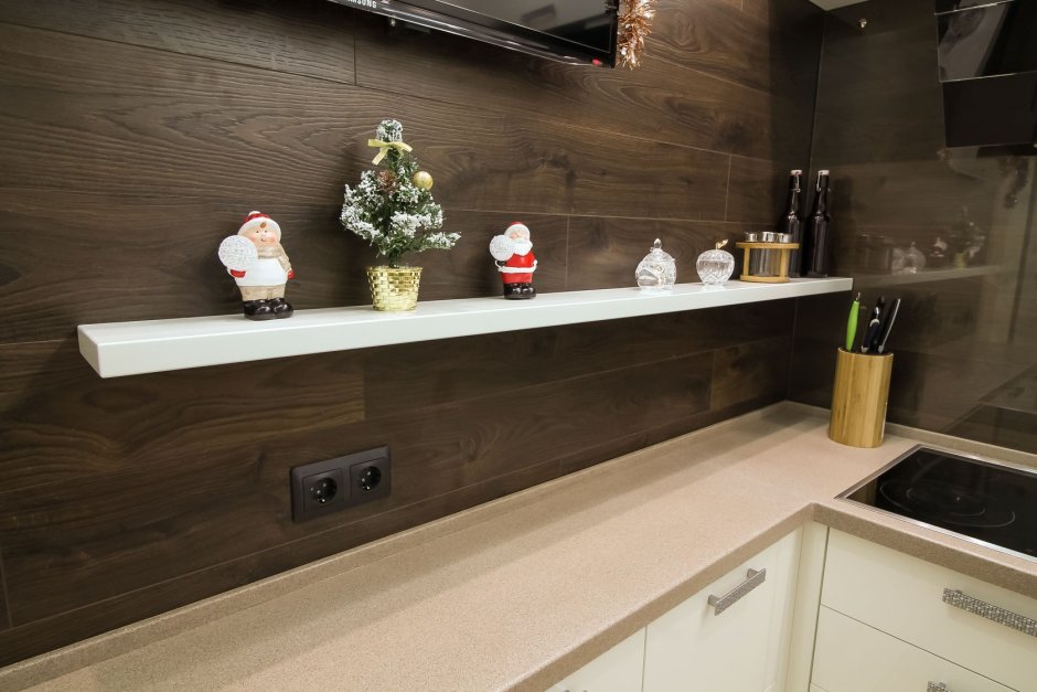 Керамогранит под дерево на стену в ванной