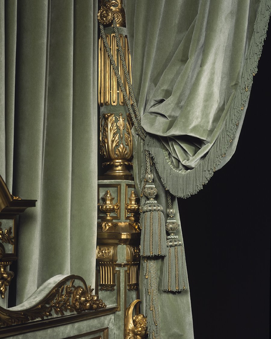 Шторы венецианские