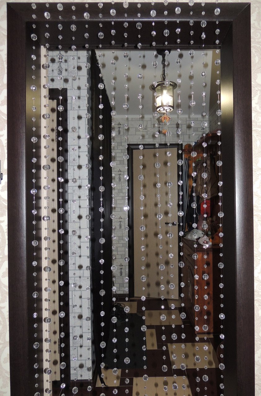 Шторы на дверной проем