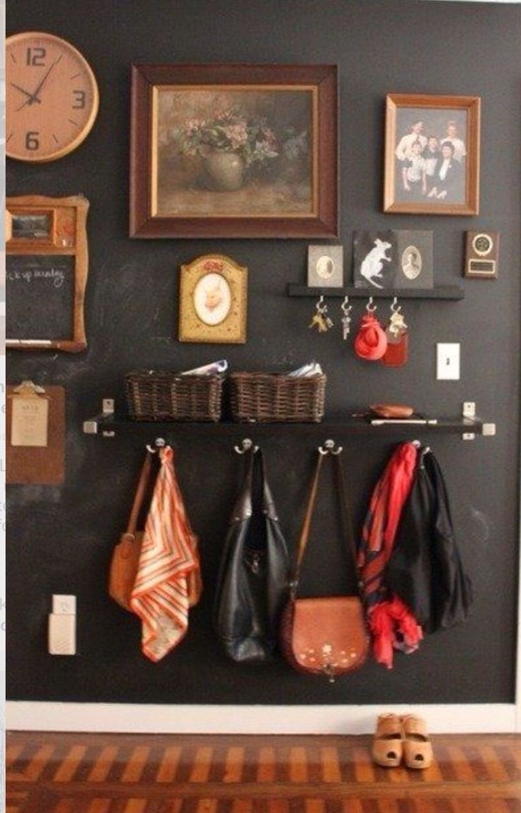 Полка для сумок в прихожую