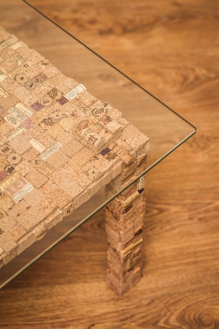 Винный столик «Cork Catcher»