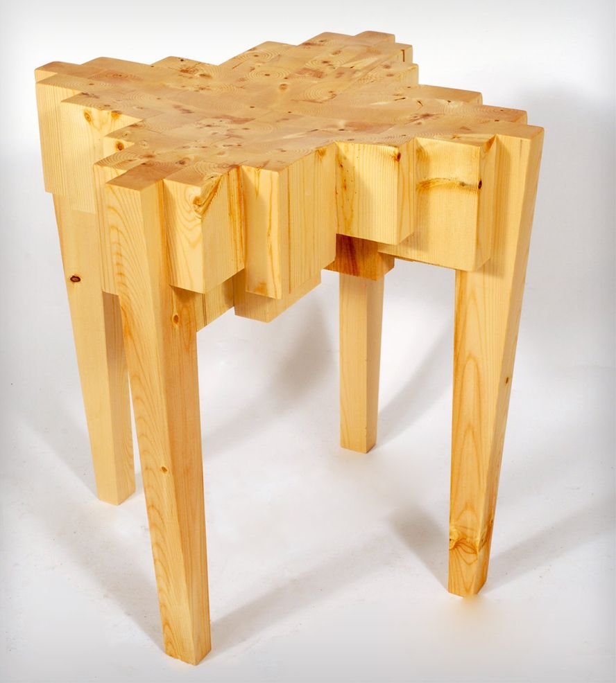Табуретка кубик из дерева для дачи