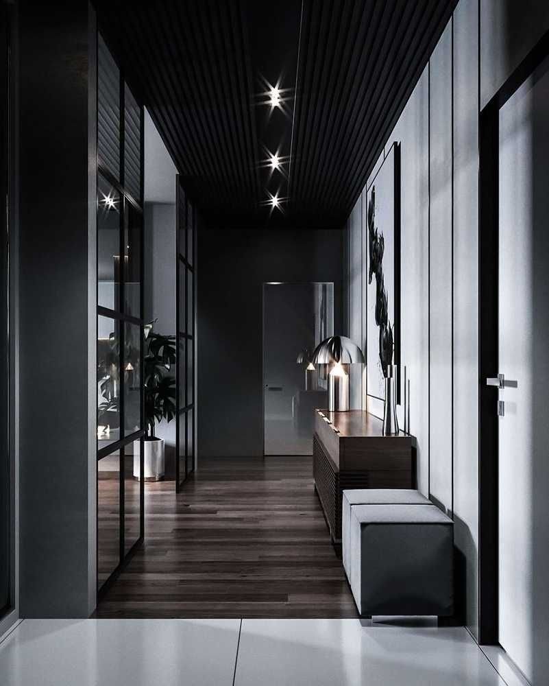 Прихожая в темных тонах