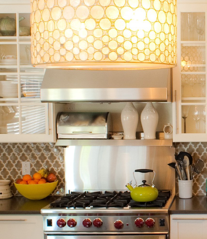 Полочка над плитой