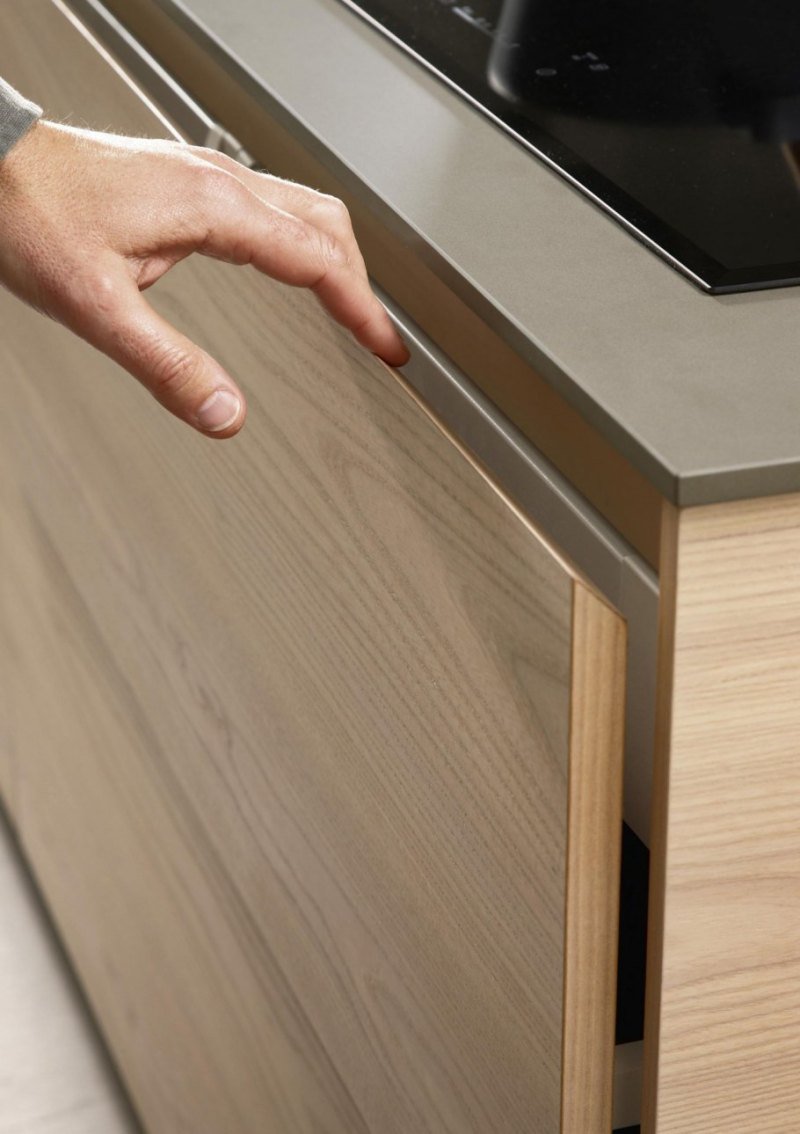 Интегрированные ручки на фасадах