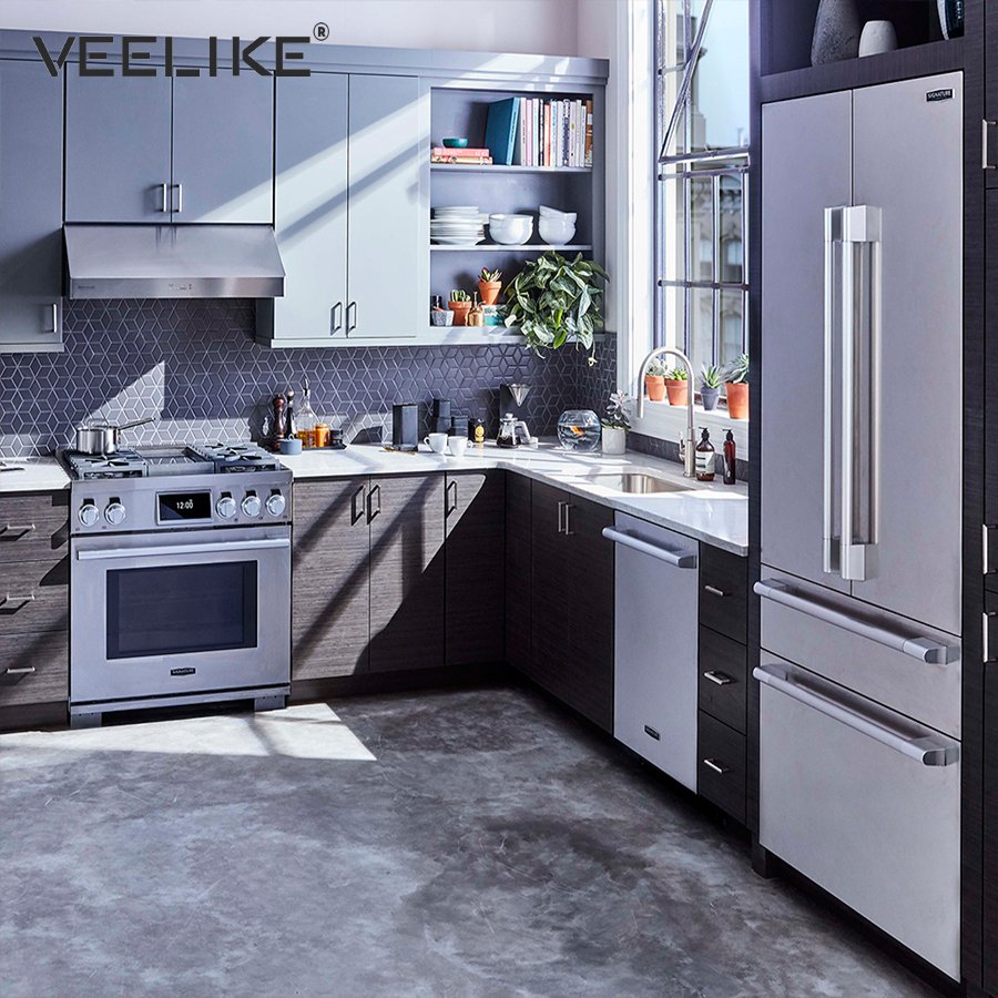 Угловая кухня с посудомоечной машиной