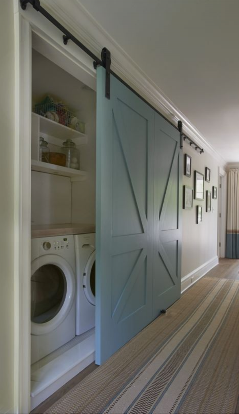 Маленькая прихожая в однокомнатной квартире