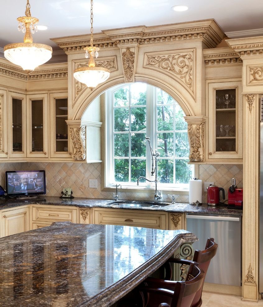 Кухня угловая в классическом стиле