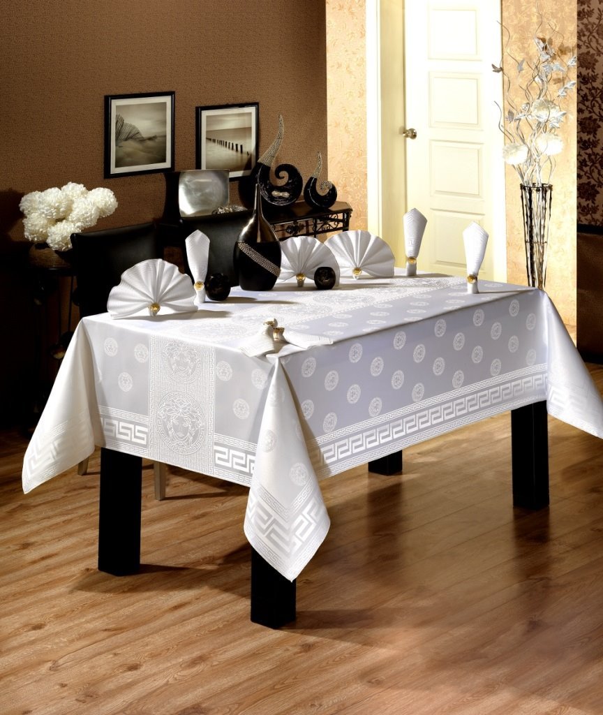 Скатерть Karna Caramel (2796) 160х220 см