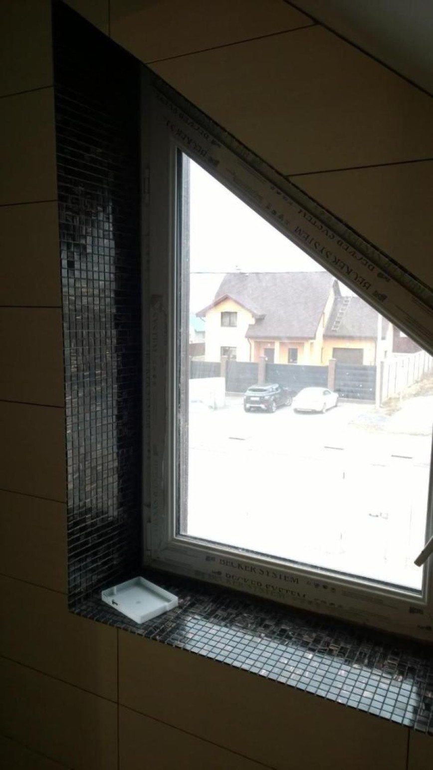 Отделка откосов мозаикой